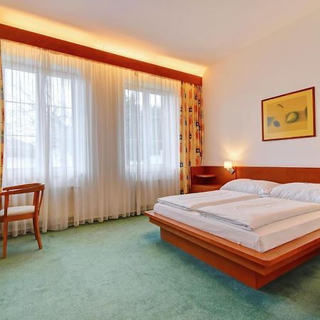 Hotel Popelka Prague Ngoại thất bức ảnh