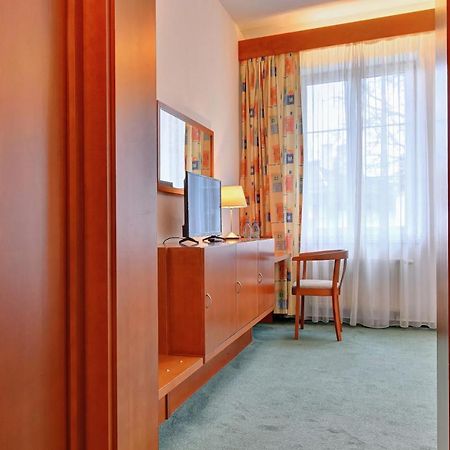 Hotel Popelka Prague Ngoại thất bức ảnh