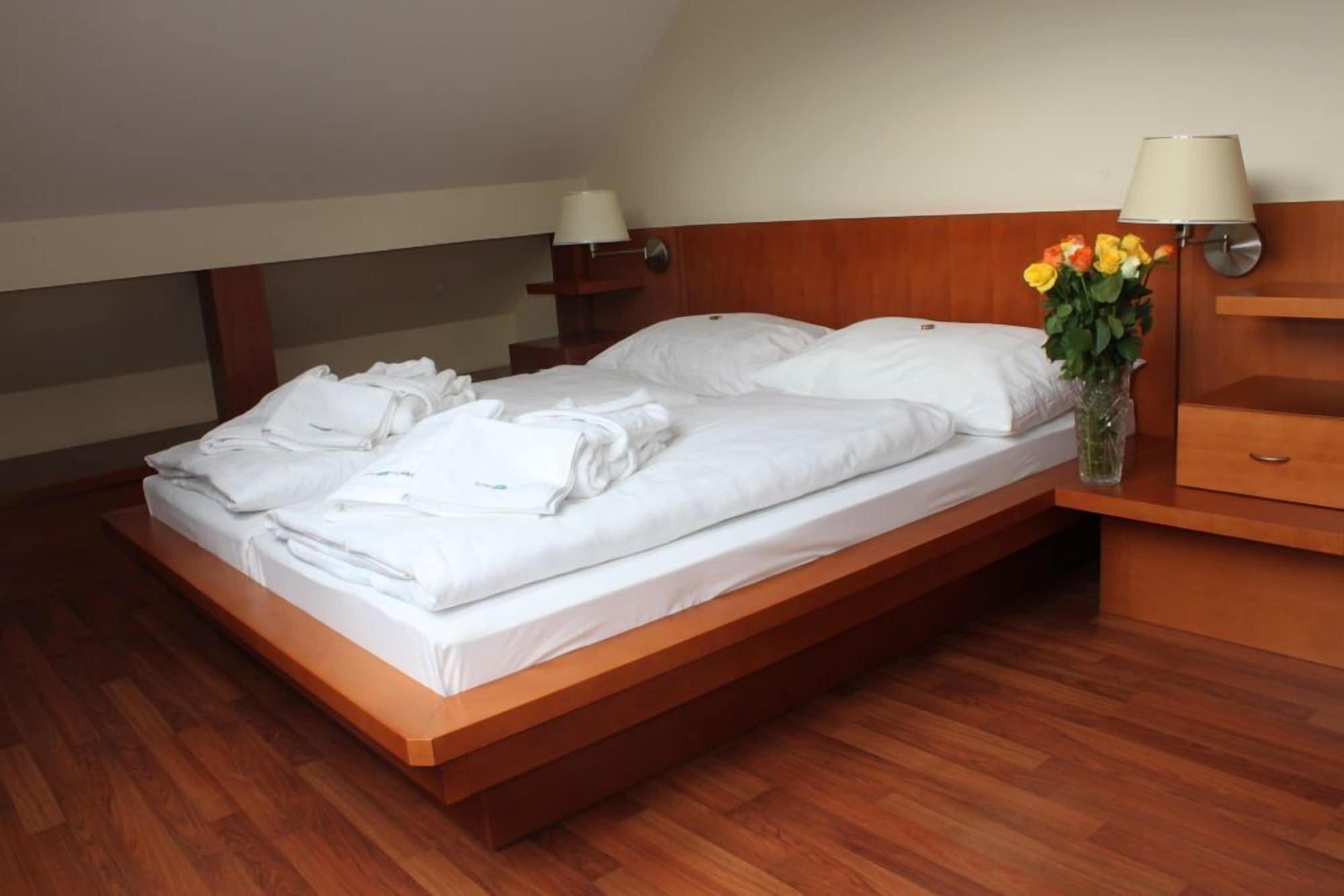 Hotel Popelka Prague Ngoại thất bức ảnh