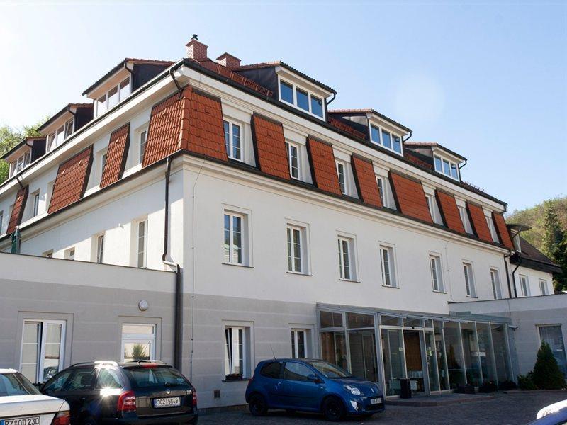 Hotel Popelka Prague Ngoại thất bức ảnh