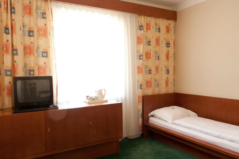 Hotel Popelka Prague Ngoại thất bức ảnh