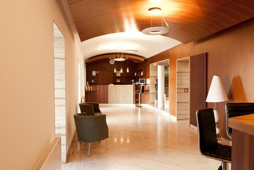 Hotel Popelka Prague Ngoại thất bức ảnh