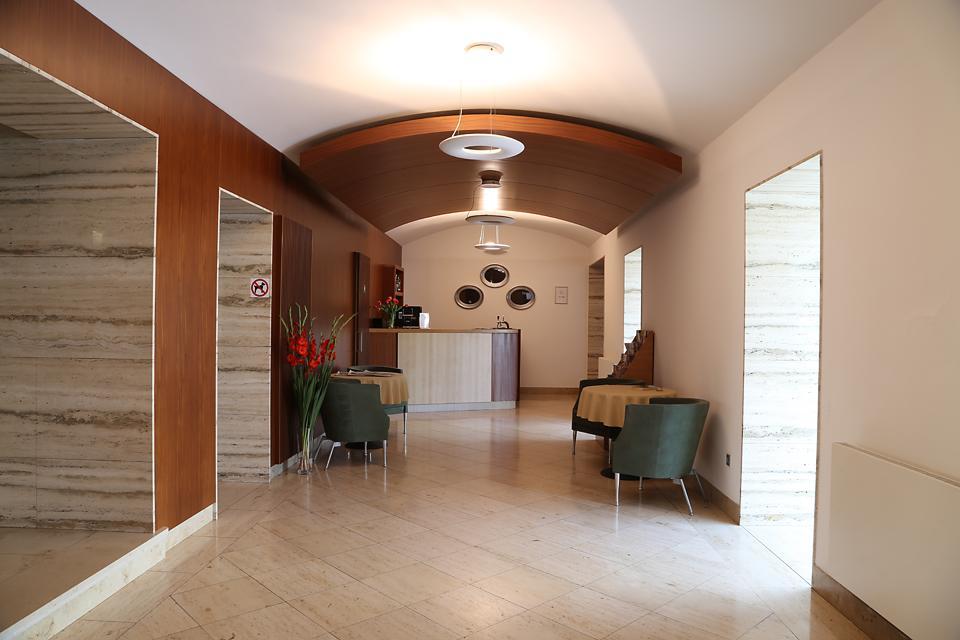 Hotel Popelka Prague Ngoại thất bức ảnh