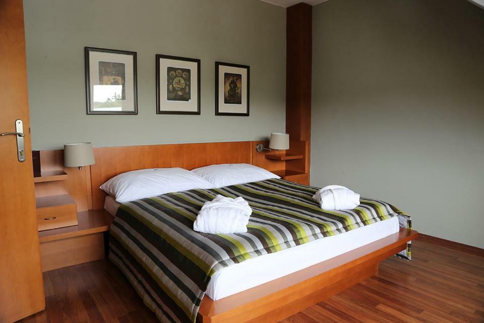 Hotel Popelka Prague Ngoại thất bức ảnh